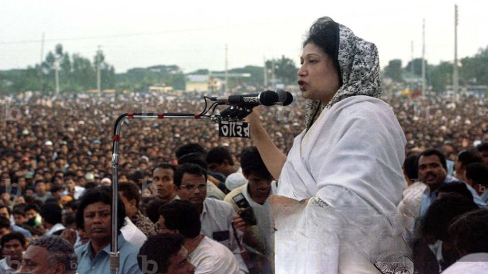 বাংলাদেশের প্রথম নারী নেত্রী খালেদা জিয়ার মৃত্যুতে বিশ্বজুড়ে প্রতিক্রিয়া
